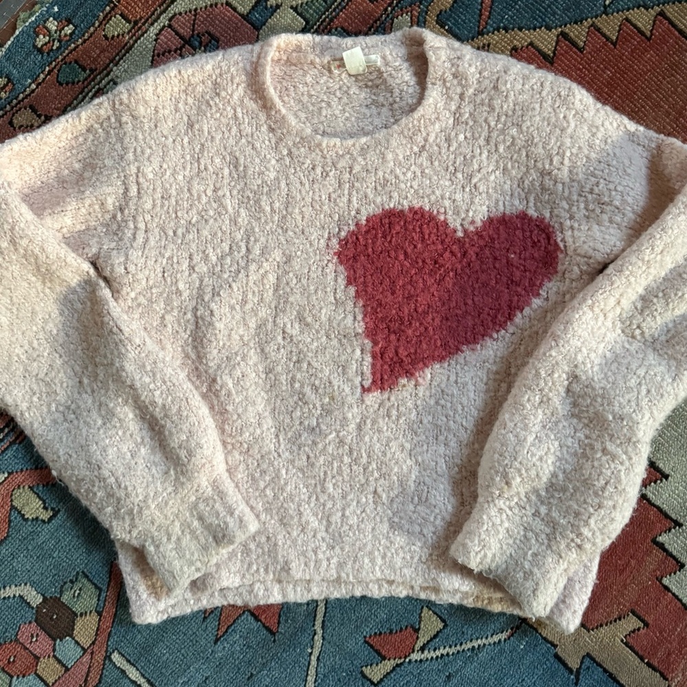 J Crew/Crewcuts Cozy Heart Sweater in Cream and Red, size 10.